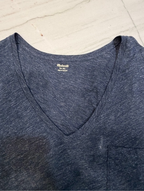 Madewell Tops - Madewell Heathered Navy V-Neck Pocket Tee